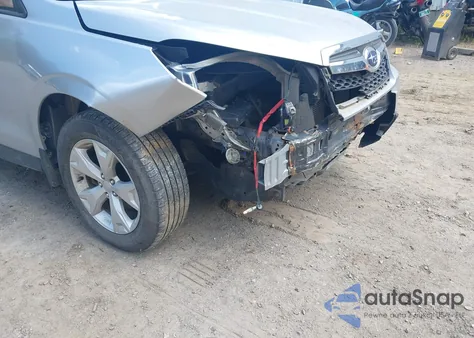 2015 Subaru Forester 2.5I Premium из США, поврежденный, VIN JF2SJADCXFH551211